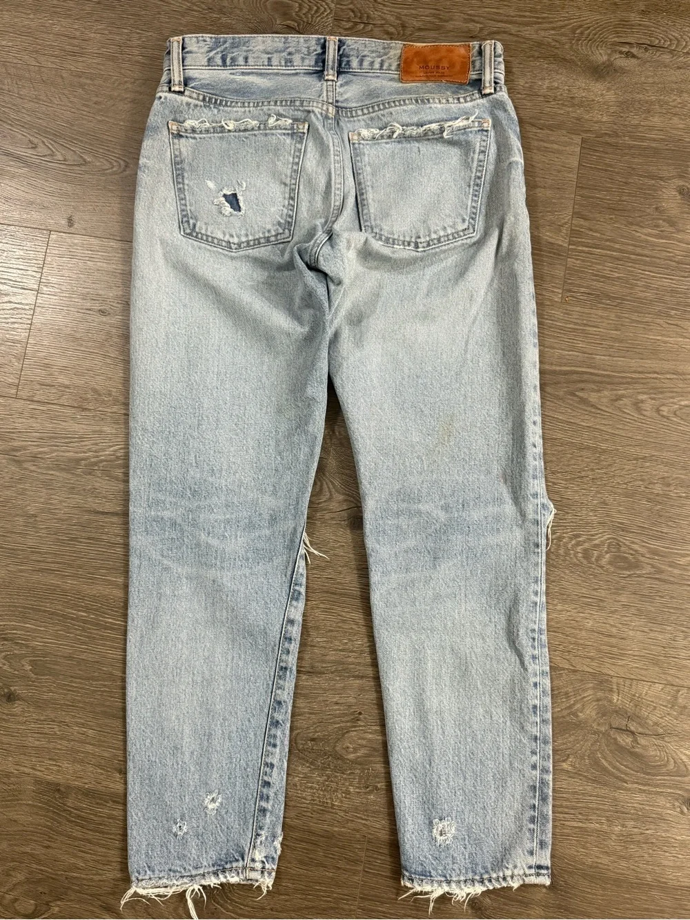 *EUC* Mousy Vintage Sanford Tapered Jeans in Light Blue - Picture 8 of 9